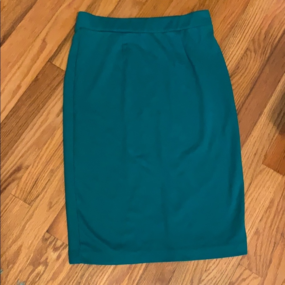 Green pencil skirt